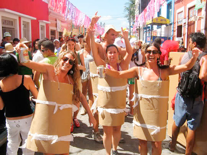 Fantasias improvisadas para o carnaval!