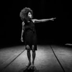 Bailarina potiguar, Rozeane Oliveira, volta a cena com espetáculo (EU)Fêmea