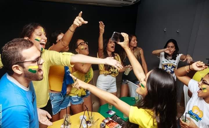 Confira 5 lugares populares para assistir ao jogo do Brasil