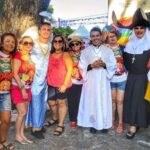 Feijoada-baile celebra 40 anos do bloco das Kengas