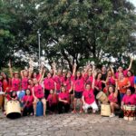 Bloco Carnavalesco celebra Dia do Samba ao som de Chico Buarque